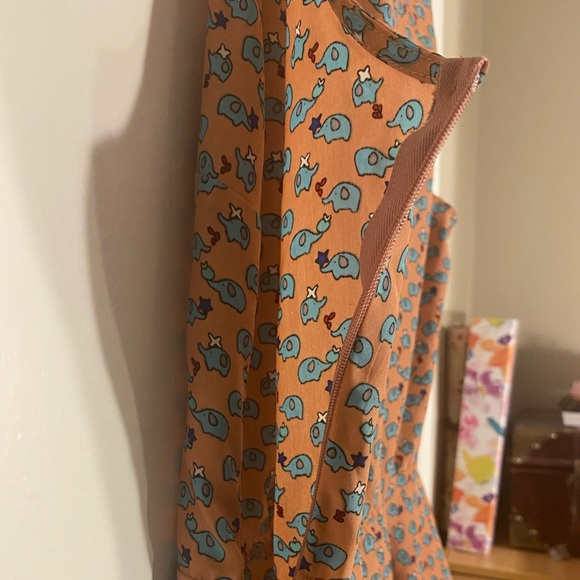 Elephant animal print quirky peplum top - Picture 2 of 3